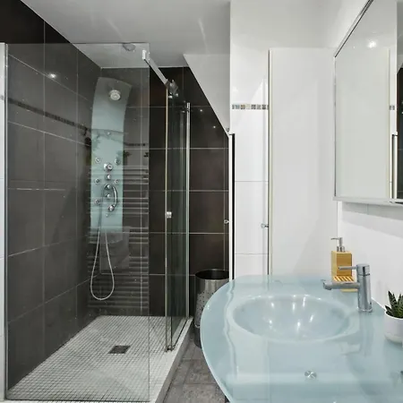 Mabillon - St Germain Apartment *